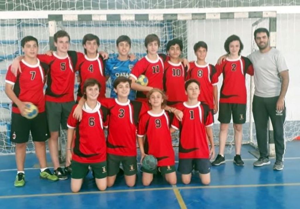 04-11-19 deporte HANDBALL