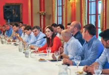Julia estuvo con Vidal