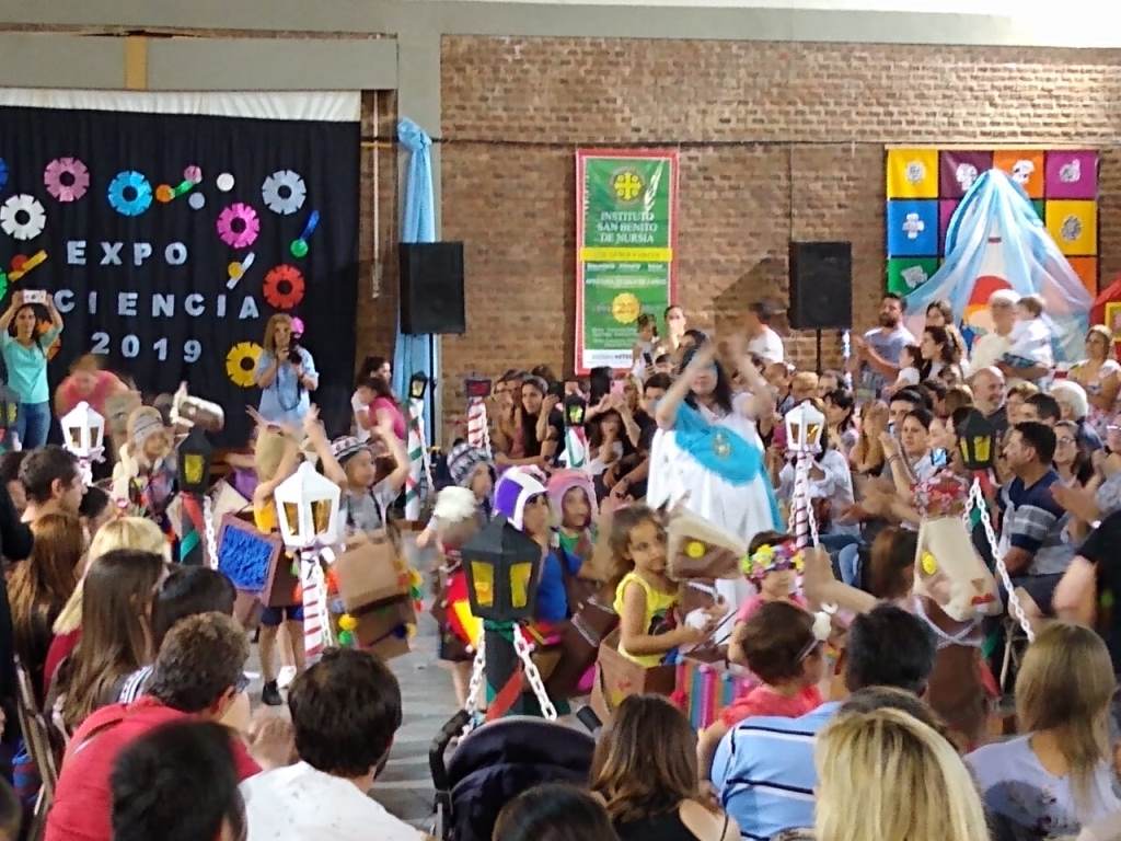 Expo Ciencia 2019 en Colegio San Benito12