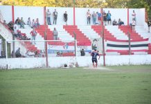 Arriba los de bajo en el paso a semifinales