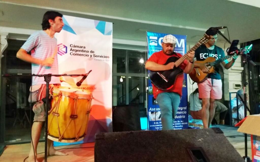 09-12-19 FIESTA COMERCIO