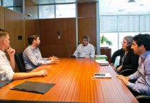 Otro encuentro de Ustarroz con el ministro de Ciencia y Tecnología