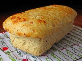 Pan de queso y cebolla