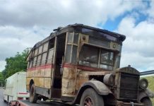 El primer colectivo que funcionó en Mercedes está siendo restaurado