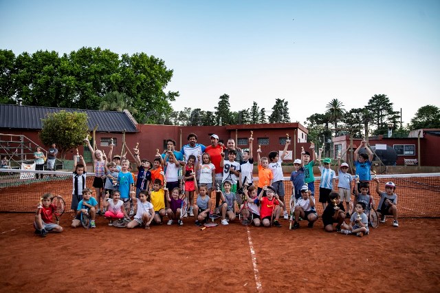 TENIS