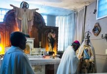 El arzobispo visitó el hospital y agradeció a su personal