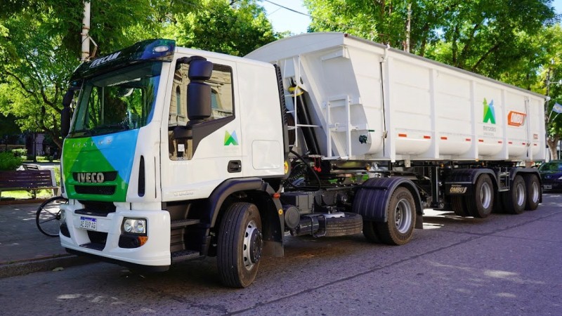 07-12-20 CAMION BATEA