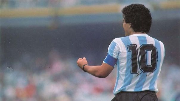 07-12-20 MARADONA 10
