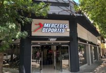 Mercedes Deportes inaugura su nuevo y amplio local en 26 y 27
