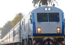 Ferrocarril San Martín: reclamo regional por una formación diaria hacia Retiro