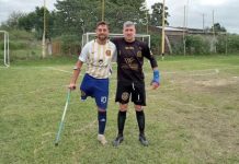 Damián Defelippe defiende el arco de Los Guerreros