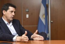 “Wado” de Pedro aseguró que el sistema electoral argentino es sólido y transparente