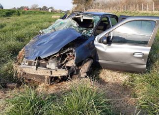 Despiste y vuelco sobre Ruta 5