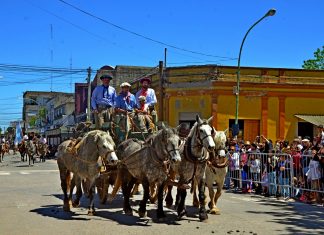 La fiesta del Pueblo convocó a una multitud