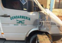 Internos del penal de Mercedes reparan móviles de la Gendarmería