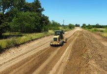 Ejecutan y planifican trabajos en diferentes caminos rurales