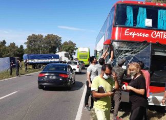 Choque y vuelco sobre Ruta 5