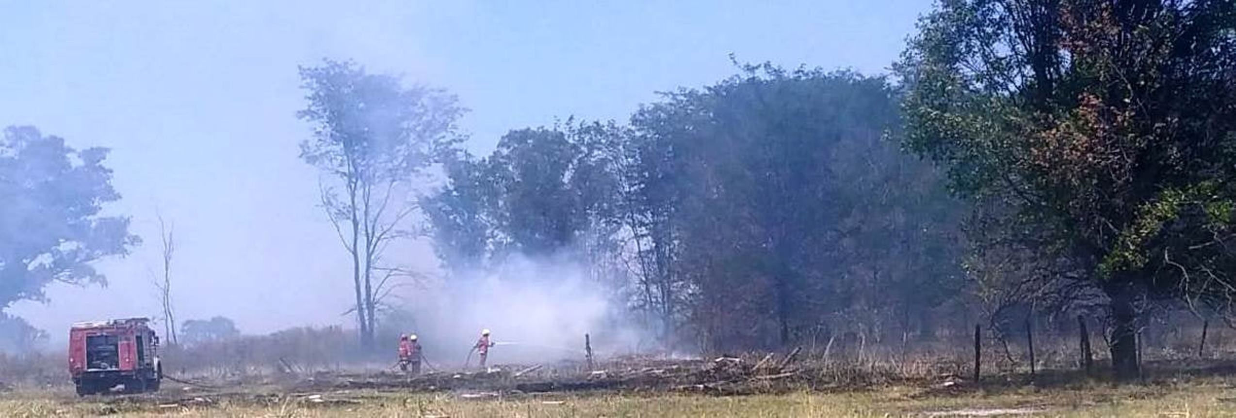 Incendio de campo y escape de gas en automovil 3