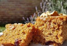 Budín de zanahoria y frutas secas