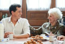 Encuentro del ministro con Abuelas para colaborar en la búsqueda de nietos y nietas