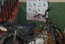Tienen entre 13 y 14 años: aprehendidos desmantelando motos
