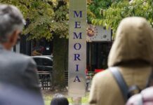 24M: La plaza fue escenario de conmemoración por el aniversario del Golpe Cívico Militar