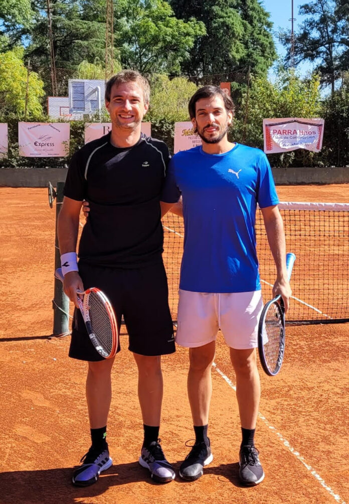 tenis tomy
