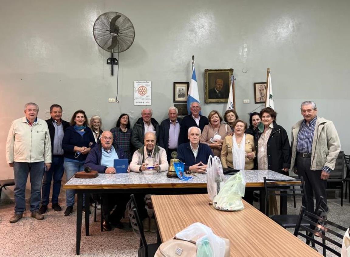 Rotary - Pedro Lore