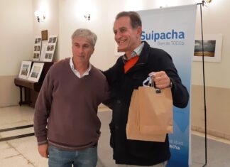 Charla de Nicolás Kasanzew en el salón Municipal
