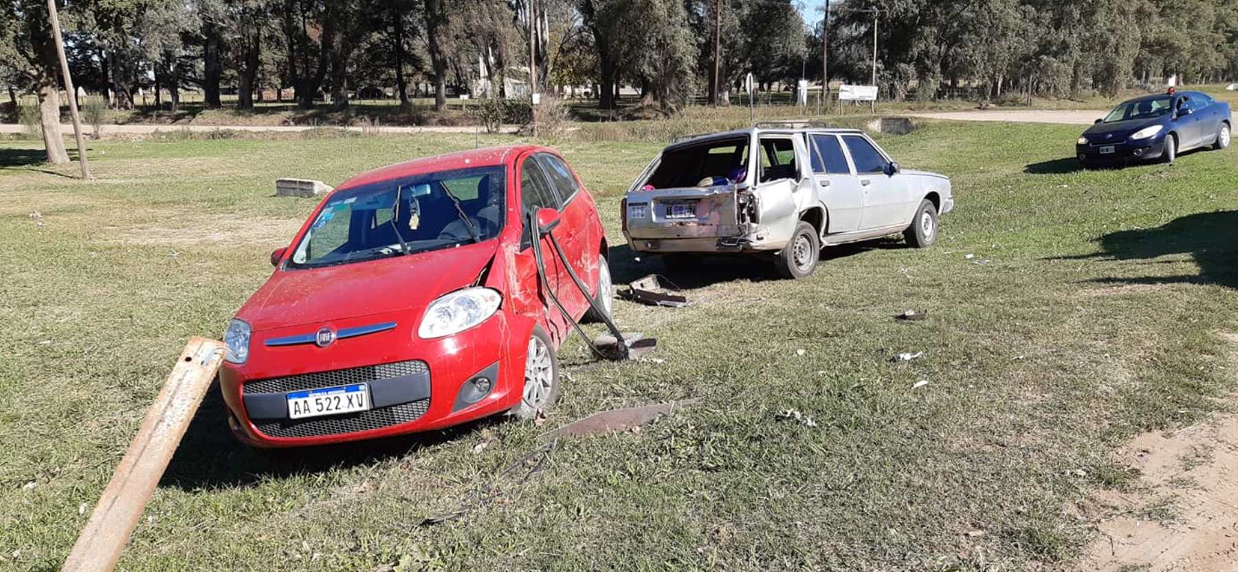 Lasala - Colision vehicular sobre Ruta 5 3