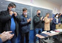 Entregan computadoras en la Secundaria 14