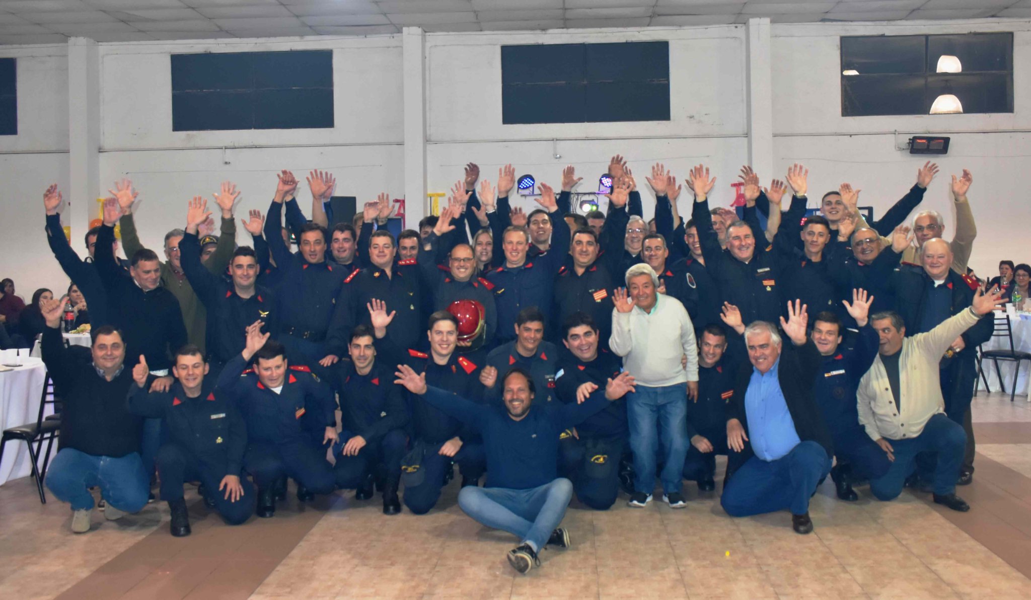 Bomberos Voluntarios de Suipacha - Cena y acto 39