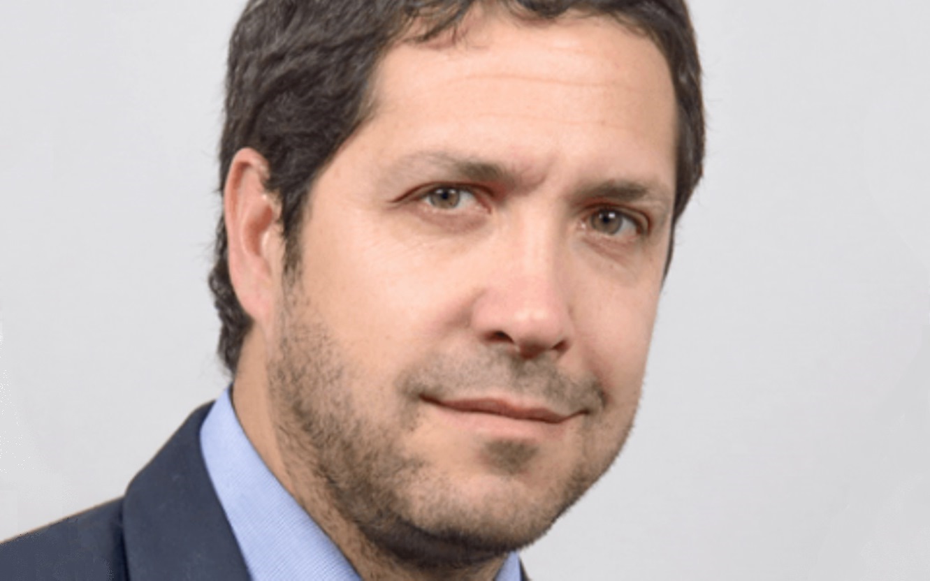 revora_santiago_eduardo