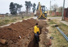 Avanza obra de red fina de agua en barrio El Triángulo