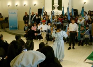 Día de la Independencia: Acto oficial en el Salón Municipal