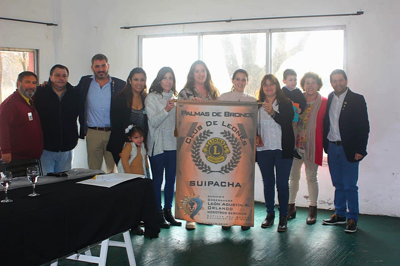 Intendente cambio de autoridades del Club de Leones 01