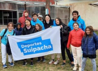 Natación: Deportistas de Suipacha en una importante competencia en Lobos