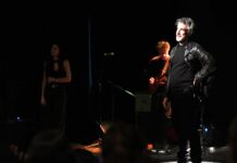 Leo Sbaraglia presentó su show teatral en Mercedes
