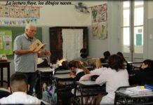 Oscar Dinova y sus libros visitaron la Escuela Normal