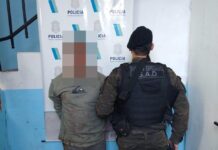 Un hombre ingresó a un concurrido bar a los tiros de escopeta y no hubo heridos de milagro