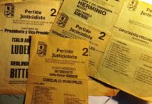 La noche en que se festejó el regreso de la Democracia