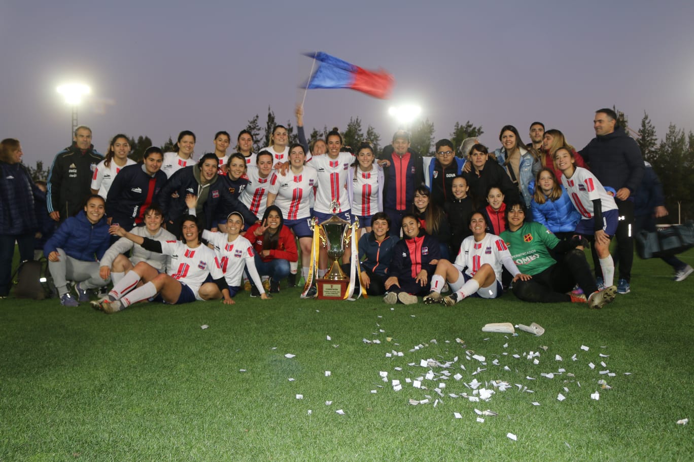 FEMENINO CAMPEON
