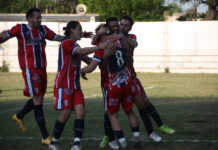 Trocha con el pie derecho
