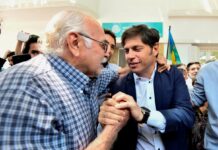 Recorrida de Kicillof y el intendente por el refaccionado edificio del Registro Civil