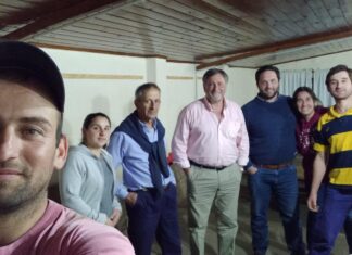 El Intendente se reunión con integrantes de El Cimarrón