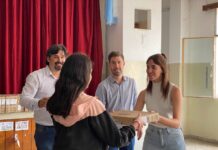 Entregaron 350 notebook a estudiantes de distintas instituciones educativas