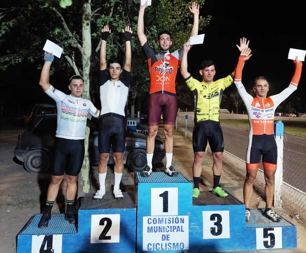 03-01-23 deportes CICLISMO-salto