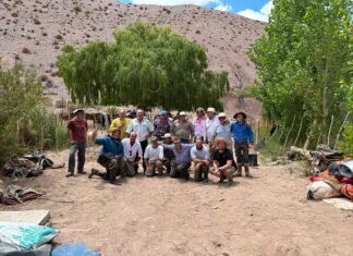 Los amigos del taller de Agustín Kelly realizaron el soñado Cruce de los Andes a caballo como San Martín