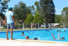 Proponen prácticas de natación con proyección preventiva
