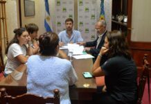 EL MUNICIPIO FIRMA CONVENIO CON LA SECRETARÍA NACIONAL DE NIÑEZ, ADOLESCENCIA Y FAMILIA QUE BENEFICIA A 16 FAMILIAS
